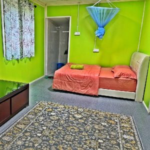 Bilik Family Hijau-living